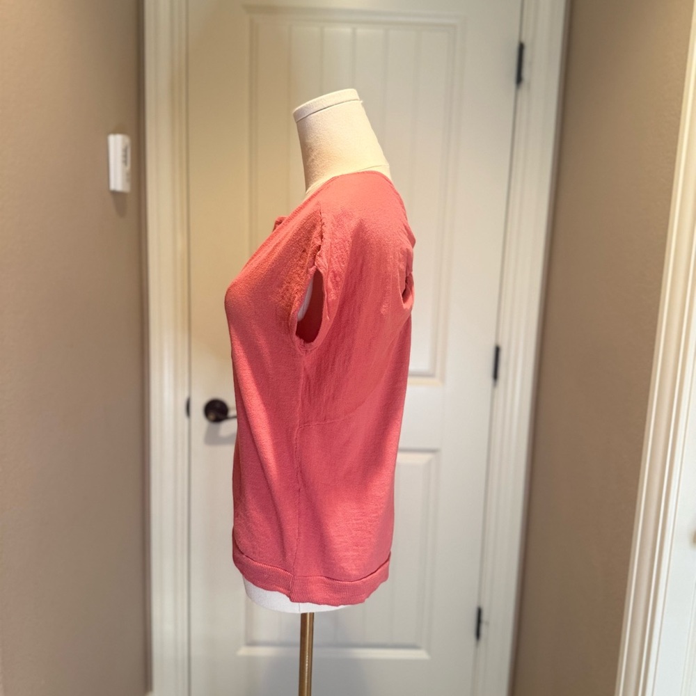 LOFT Coral Short Sleeve light weight sweater with twisted back detail - Picture 2 of 4